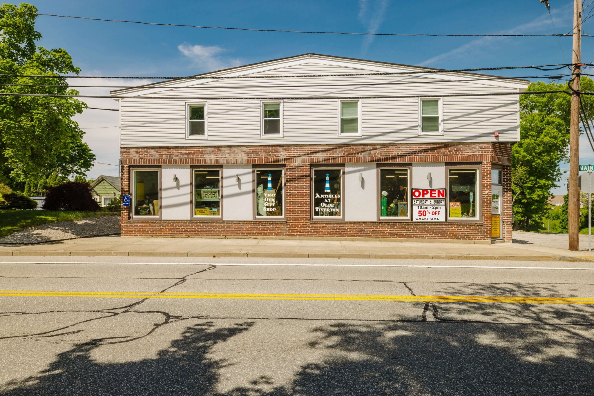 1019 Main Rd, Tiverton, RI à vendre Photo du bâtiment- Image 1 de 33