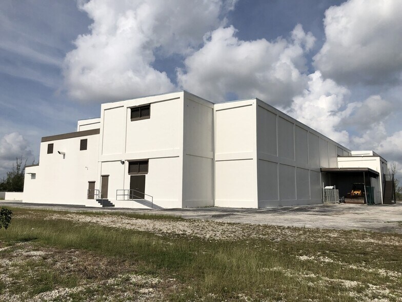 40800 Card Sound Rd, Homestead, FL à louer - Photo du bâtiment - Image 1 de 11