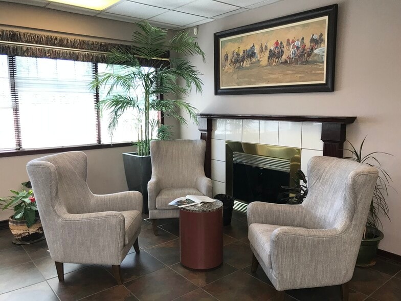 1966-1990 Kensington Rd NW, Calgary, AB à louer - Photo intérieure - Image 3 de 10