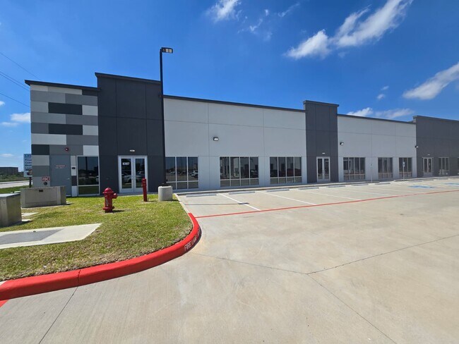 Plus de détails pour 8307 FM 723 Rd, Richmond, TX - Commerce de détail à louer