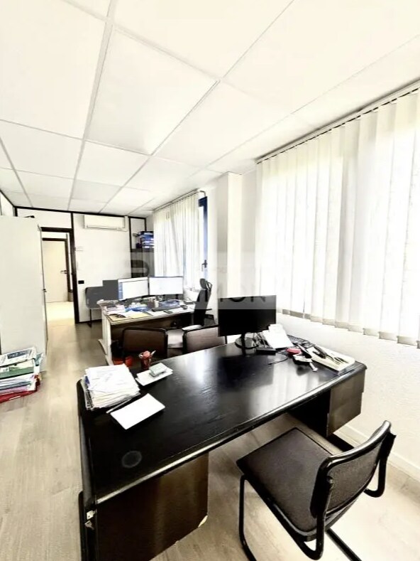 Marseille, BDR 13011 -  -  - Photo intérieure - Image 1 of 6