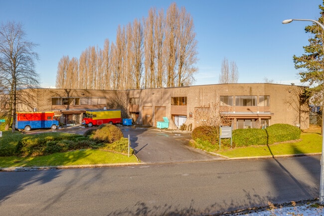 Plus de détails pour 2551 Vauxhall Pl, Richmond, BC – Industriel à vendre, Richmond, BC