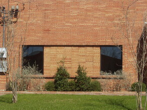 8804 Sovereign Row, Dallas, TX for lease Building Photo- Image 1 of 3