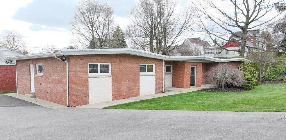 70 W Smiley Ave, Shelby, OH à vendre - Photo du bâtiment - Image 3 de 38