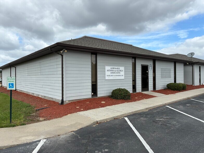 1134 N Road St, Elizabeth City, NC à louer - Photo du bâtiment - Image 1 de 22