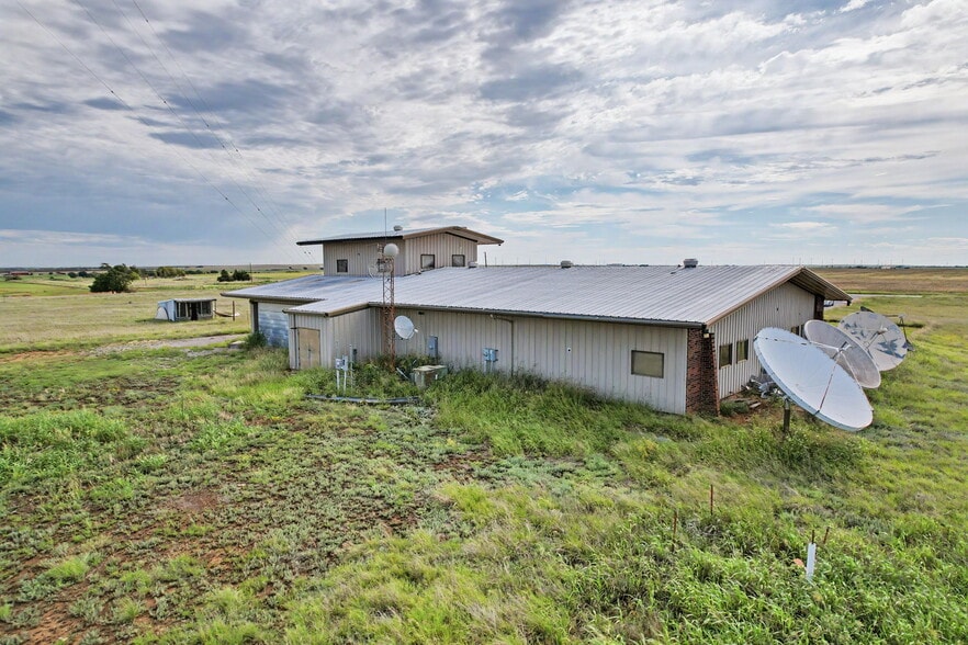 1515 N Broadway, Hobart, OK for sale - Building Photo - Image 3 of 24