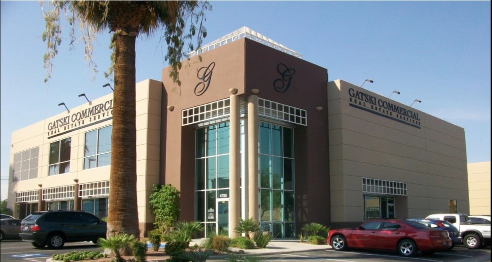 3205-3237 W Tompkins Ave, Las Vegas, NV à louer - Photo du bâtiment - Image 3 de 5