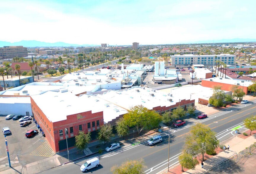 723 Grand Ave, Phoenix, AZ à vendre - Photo du bâtiment - Image 3 de 8