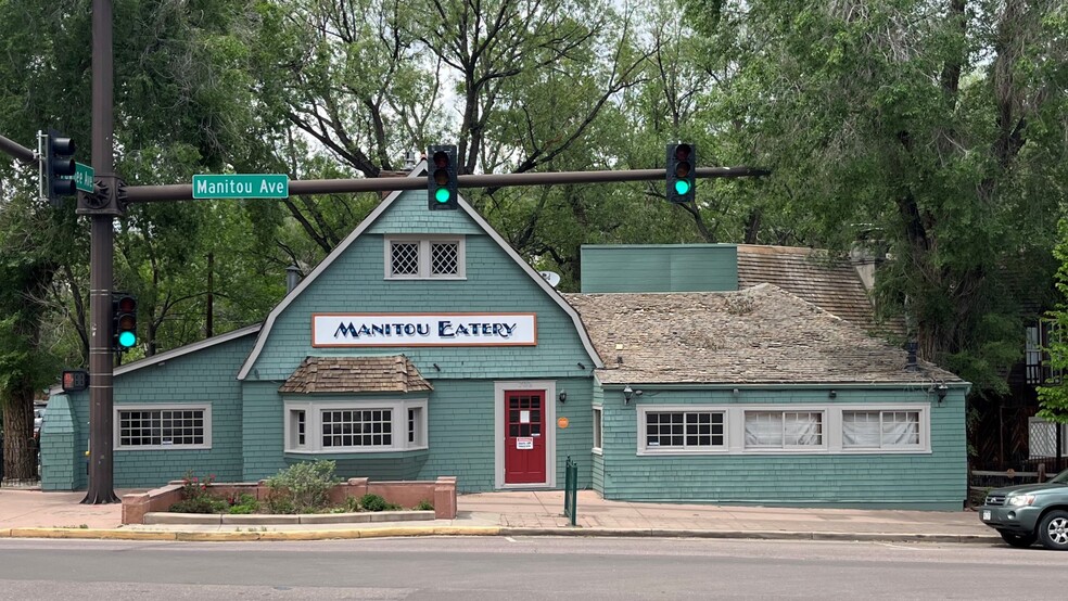 702 Manitou Ave, Manitou Springs, CO à vendre - Photo du bâtiment - Image 1 de 1