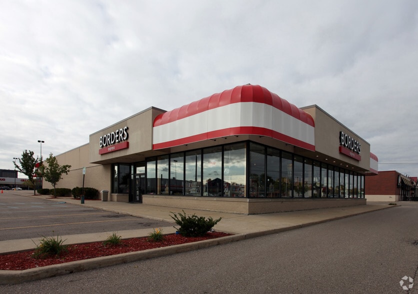 13667 Eureka Rd, Southgate, MI for lease - Building Photo - Image 3 of 9