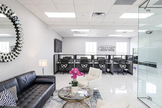 3802-3842 W Newberry Rd, Gainesville, FL for lease Building Photo- Image 1 of 15