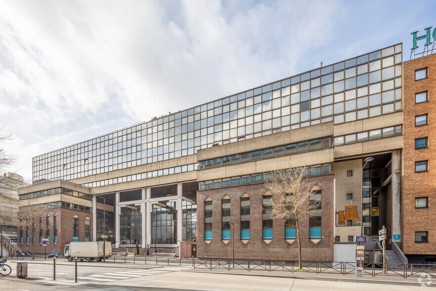 24-26 Boulevard Paul Vaillant-Couturier, Ivry-sur-Seine à louer - Photo du bâtiment - Image 3 de 4