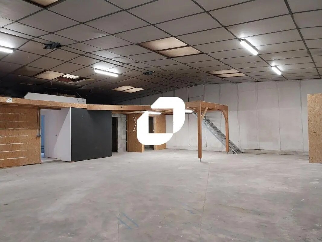 Flex dans La Chapelle-sur-Erdre à louer Photo du bâtiment- Image 1 de 15