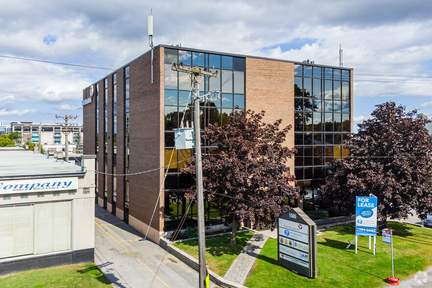 1505 Laperriere Ave, Ottawa, ON for sale - Building Photo - Image 1 of 1