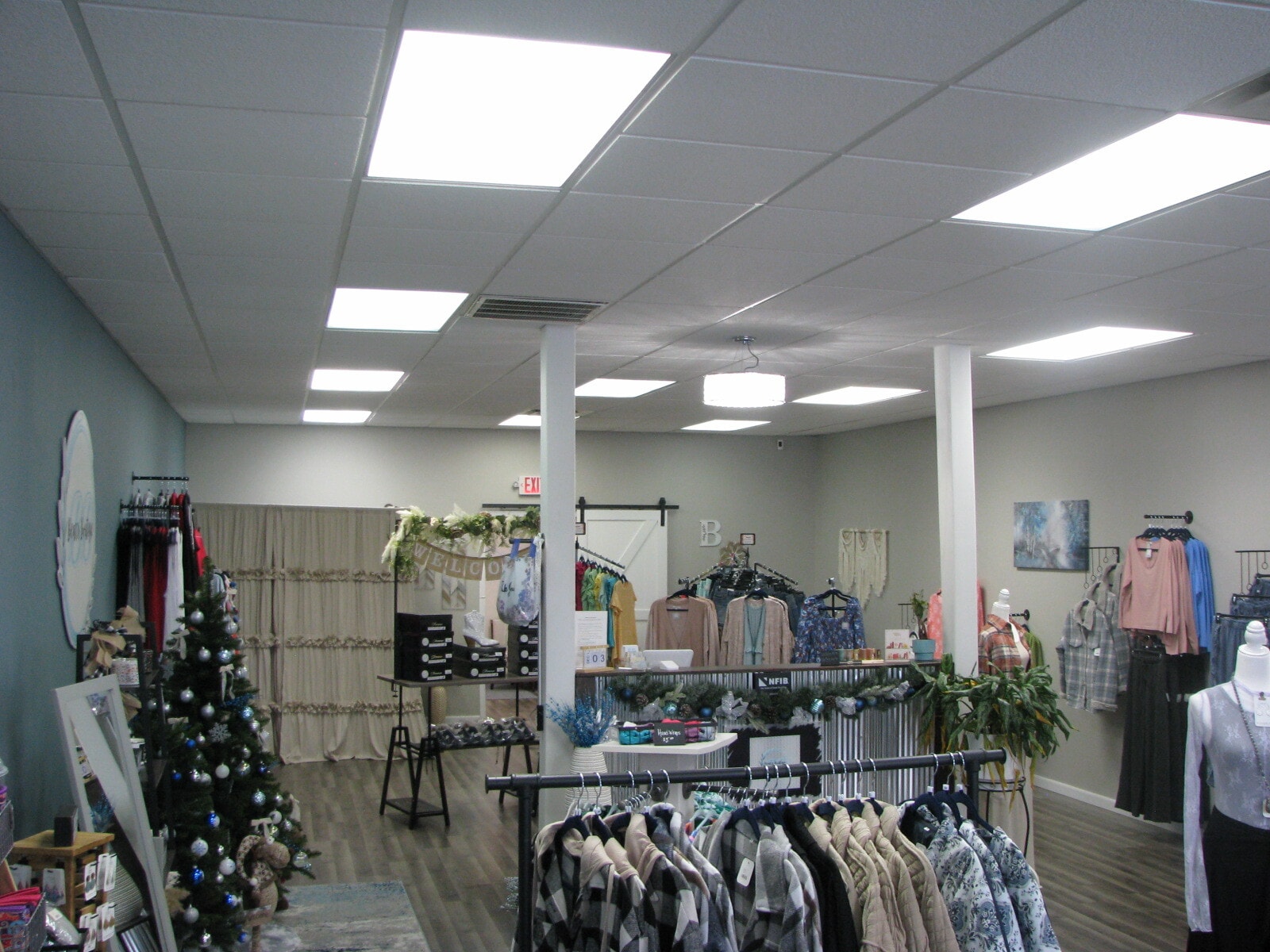 2331 Velp Ave, Green Bay, WI for lease Interior Photo- Image 1 of 5