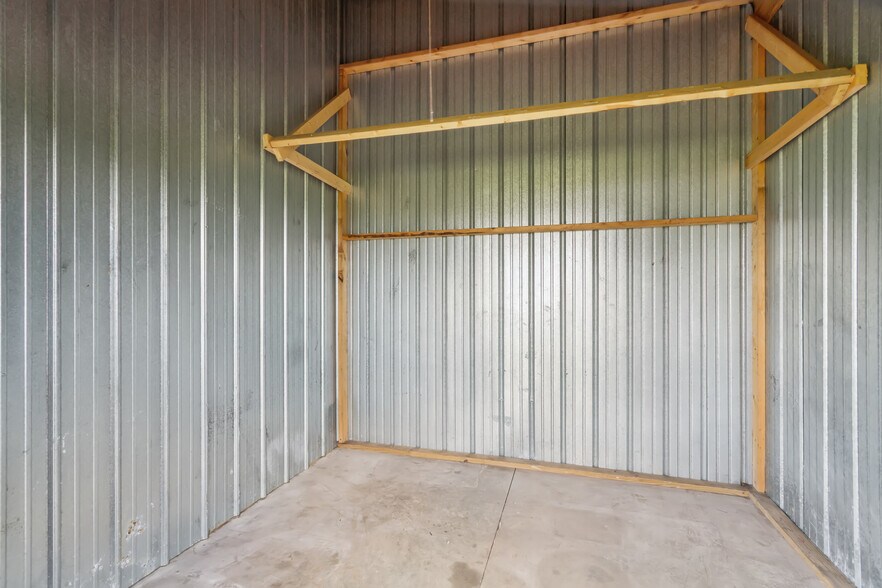 715 N Sandusky St, Mount Vernon, OH à vendre - Photo du bâtiment - Image 3 de 46