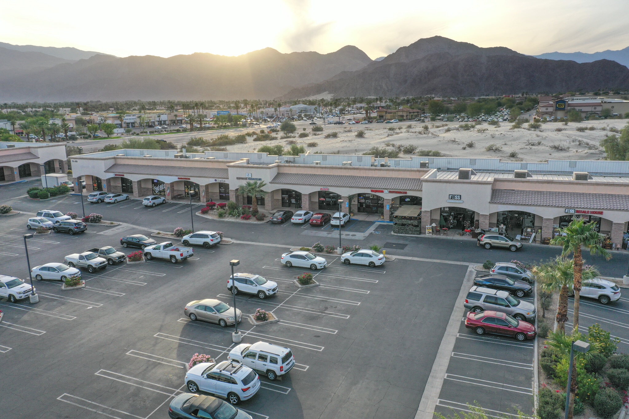 79440 Highway 111, La Quinta, CA for lease Primary Photo- Image 1 of 8