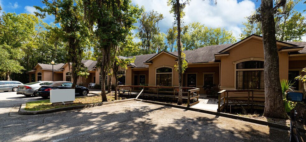 7563 Philips Hwy, Jacksonville, FL à louer - Photo principale - Image 2 de 3