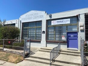 954 60th St, Oakland, CA for lease Interior Photo- Image 2 of 4