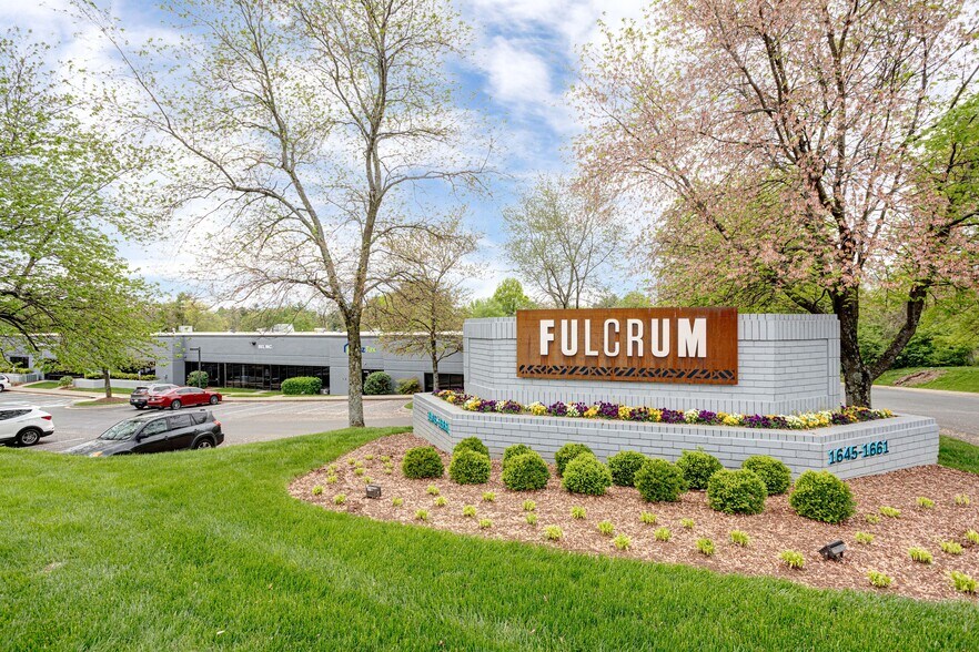 1645 Murfreesboro Rd, Nashville, TN for lease - Building Photo - Image 1 of 6