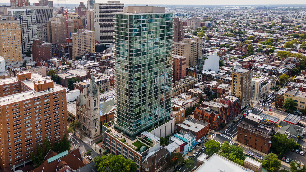 2116 Chestnut St, Philadelphia, PA for sale - Primary Photo - Image 1 of 1