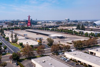 Plus de détails pour 700 N Eckhoff St, Orange, CA - Terrain à louer