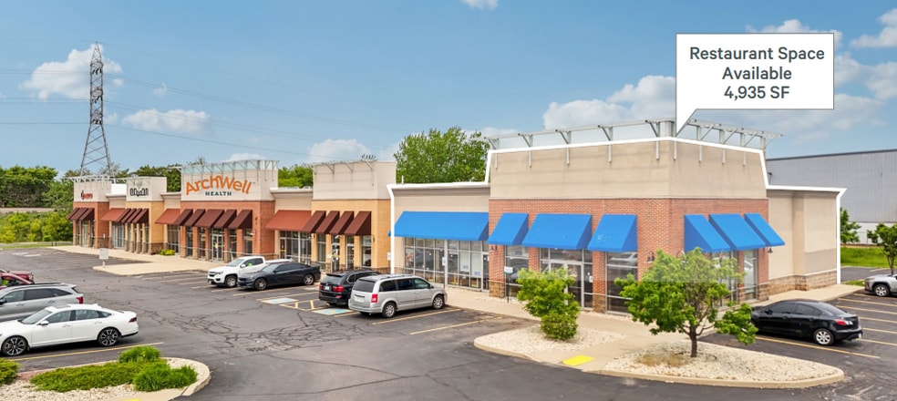 935-1010 W Layton Ave, Milwaukee, WI à vendre - Photo du bâtiment - Image 2 de 3