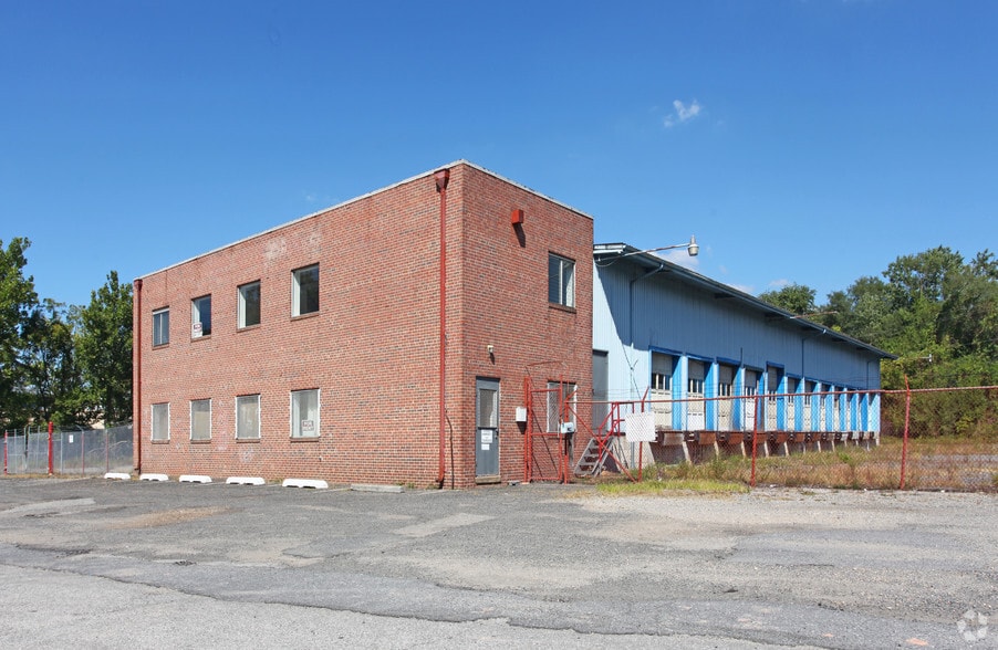 2324 Eskow Ave, Halethorpe, MD for lease - Primary Photo - Image 1 of 29