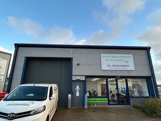 Plus de détails pour 28-29 Afon Court, Caerphilly - Industriel à louer