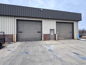 378 Sundown Rd, South Elgin, IL for lease Building Photo- Image 2 of 8