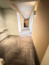 39 Smith Ave, Mount Kisco, NY à louer Photo intérieure- Image 2 de 30