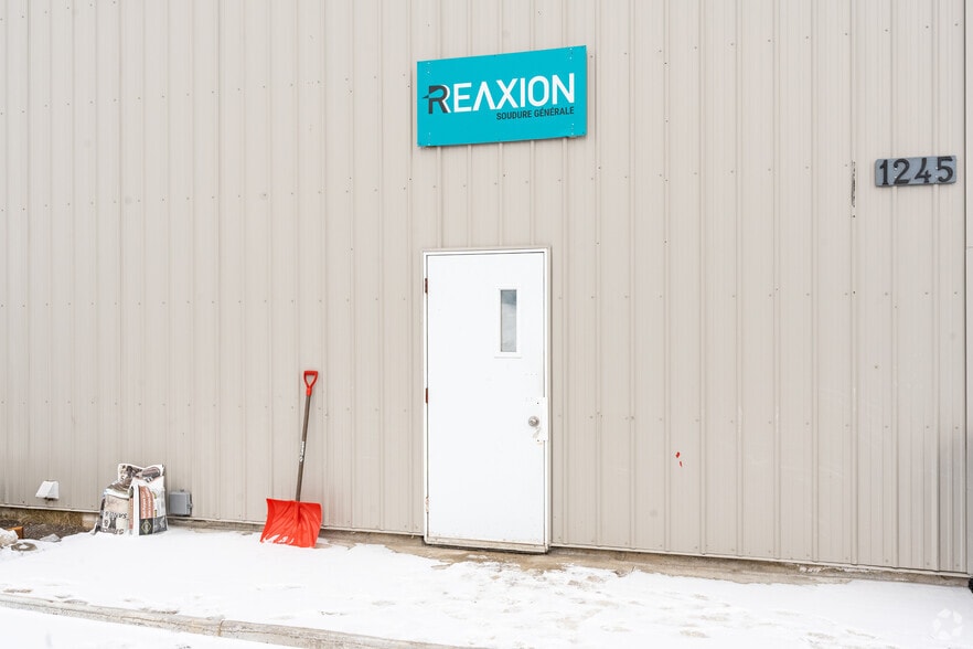 1245 St J.-A.-Bombardier, Lévis, QC for lease - Building Photo - Image 3 of 4