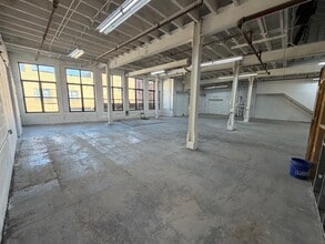 207-229 42nd St, Brooklyn, NY à louer Photo intérieure- Image 1 de 4