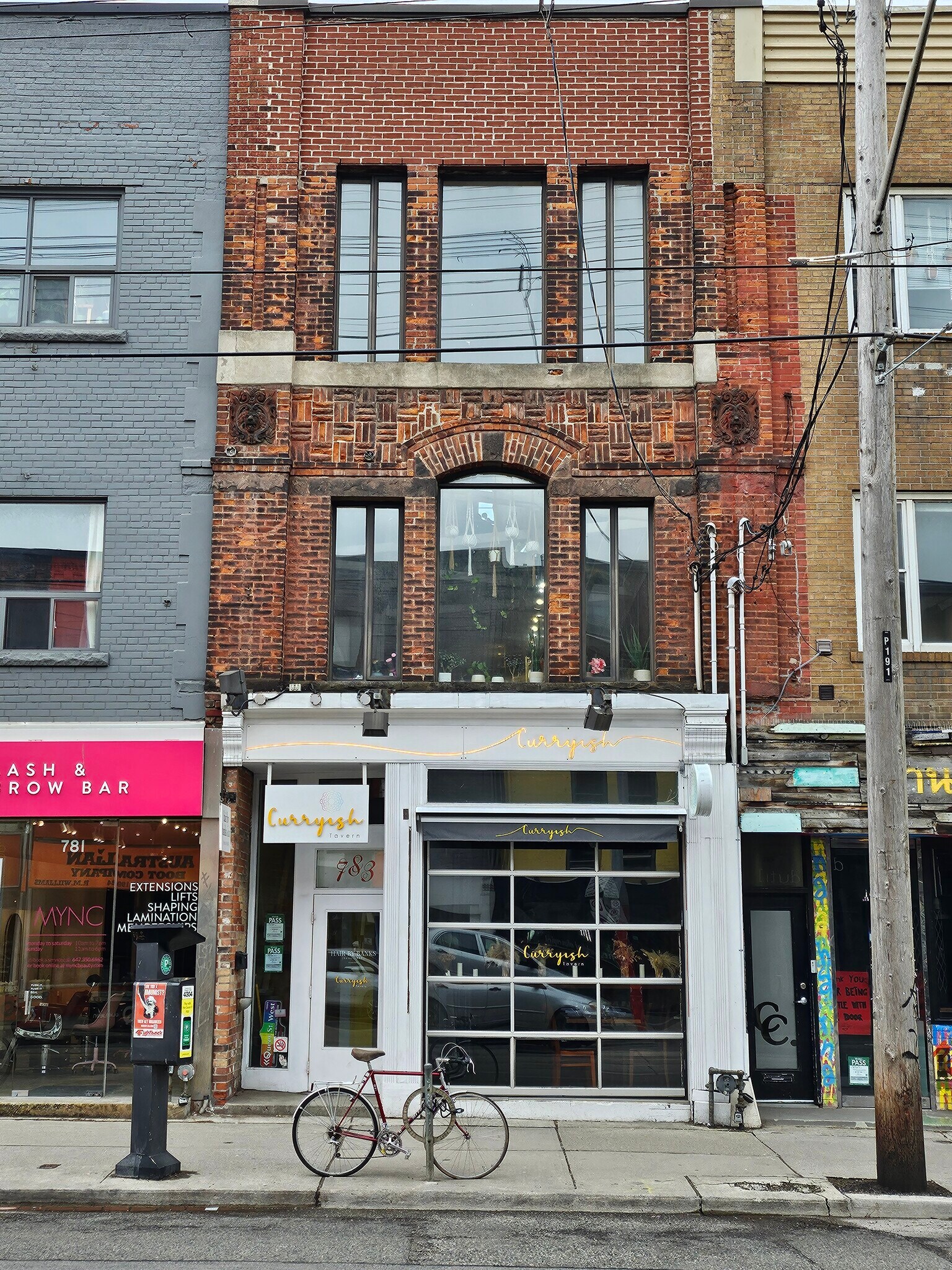 783 Queen St W, Toronto, ON à vendre Photo du bâtiment- Image 1 de 17