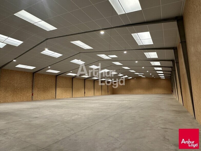 Industrial in Betton for lease - Interior Photo - Image 3 of 4