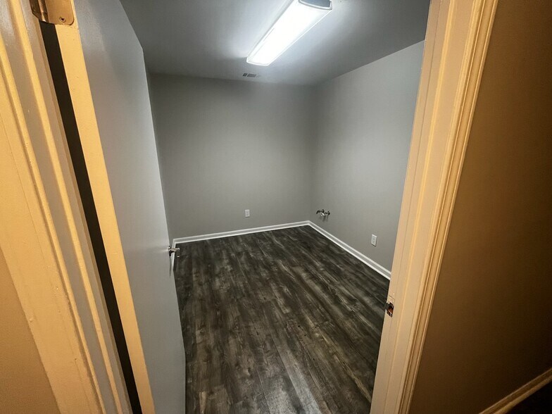 11090 Old Roswell Rd, Roswell, GA à louer - Photo intérieure - Image 2 de 15