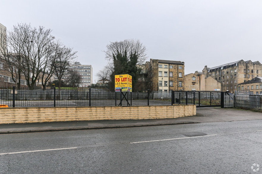 Thornton Rd, Bradford for lease - Primary Photo - Image 1 of 1