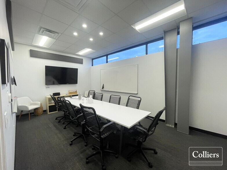 212 Presidential Dr, Lowell, AR à vendre - Photo intérieure - Image 2 de 10