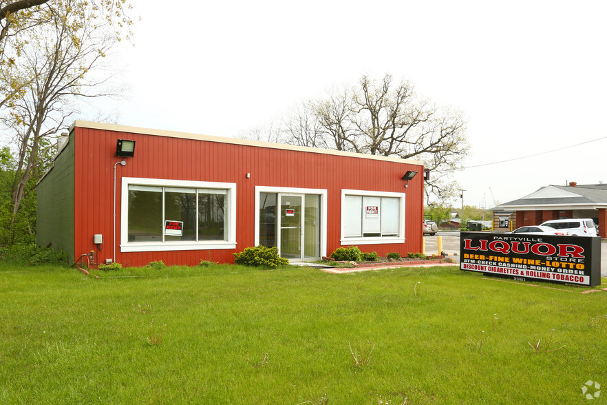 9901 E Grand River Ave, Brighton, MI for lease - Building Photo - Image 2 of 3