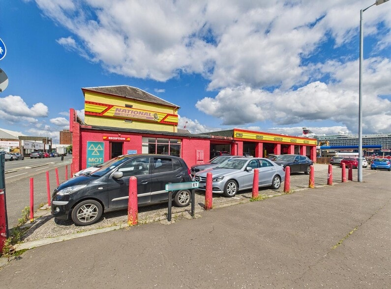 198-200 Greenock, Greenock for lease - Building Photo - Image 1 of 3