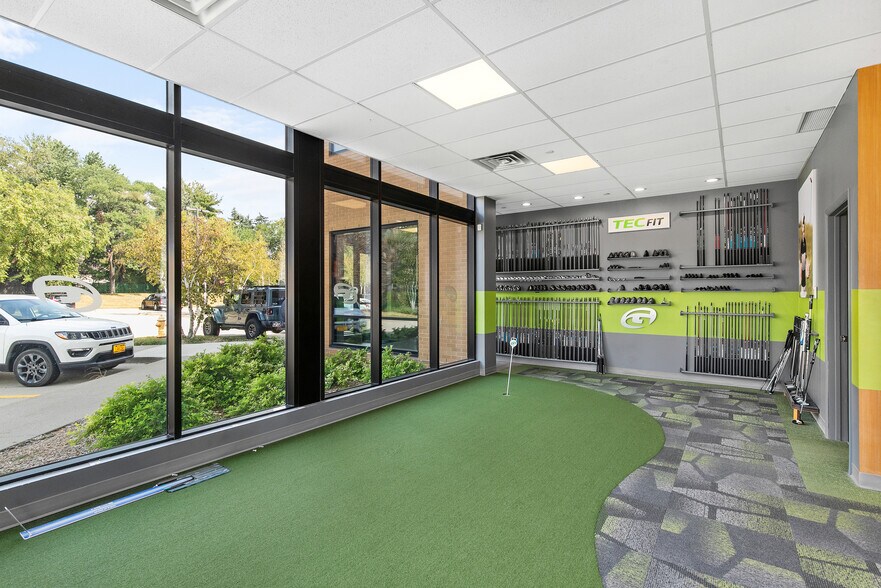 12951 University Ave, Clive, IA à louer - Photo intérieure - Image 3 de 7