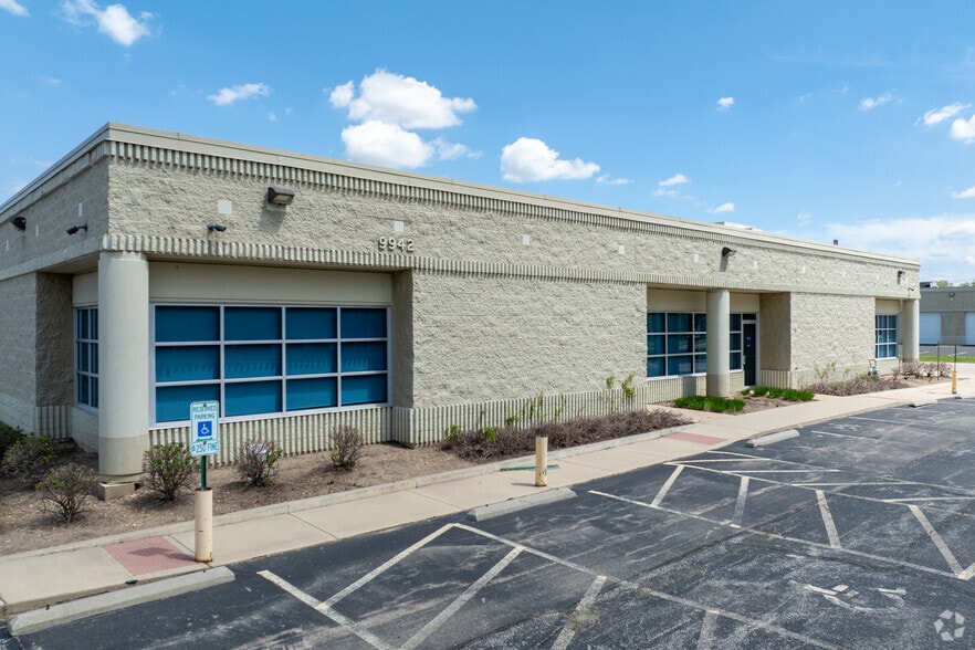 9942 N Alpine Rd, Machesney Park, IL for lease - Building Photo - Image 2 of 5