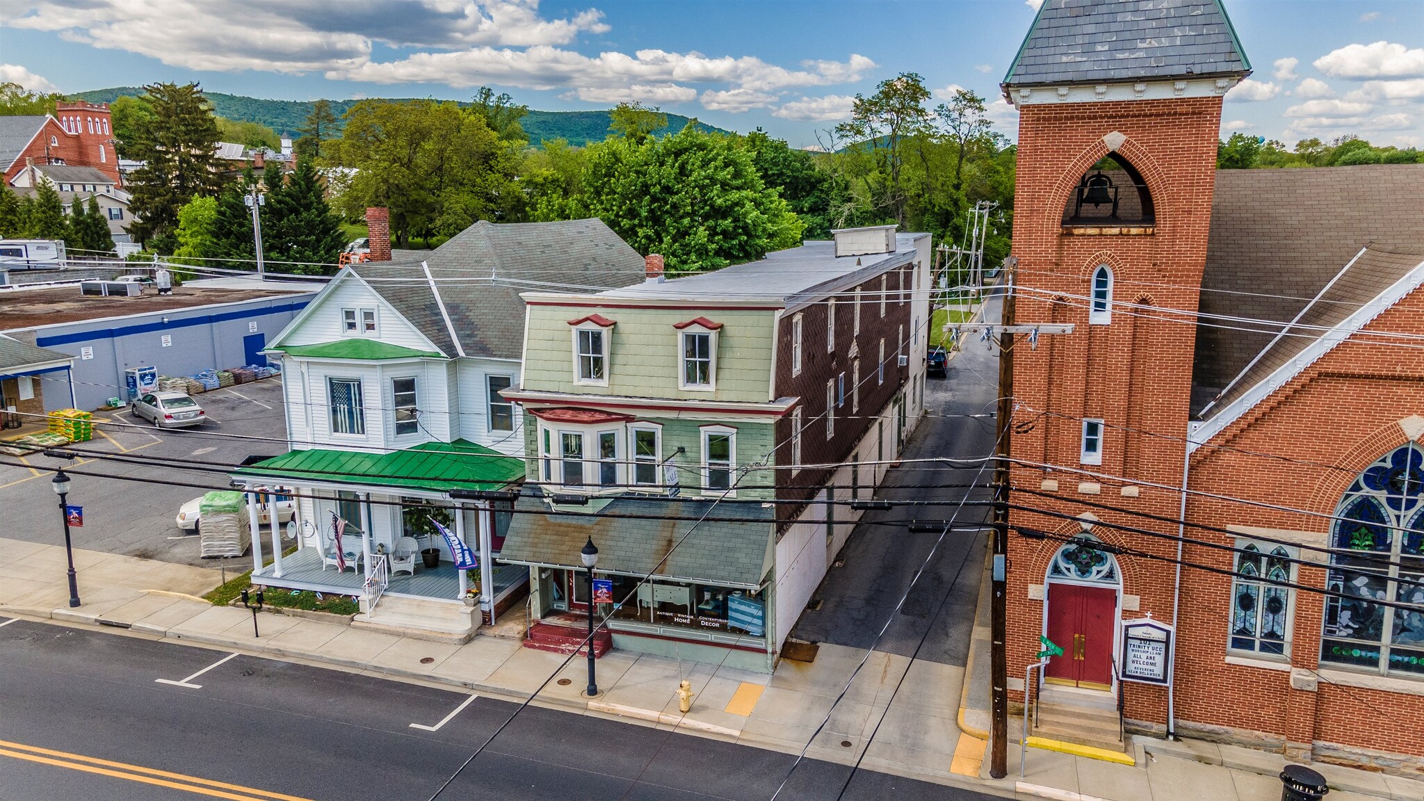 21 E Main St, Thurmont, MD for sale Building Photo- Image 1 of 1