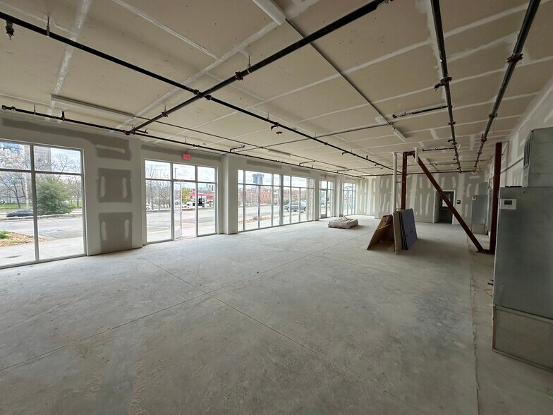 1255 E Chestnut Expy, Springfield, MO à louer - Photo intérieure - Image 3 de 6