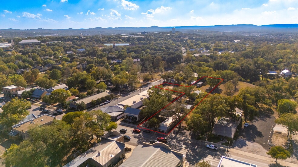 322 S Main St, Boerne, TX à vendre - Aérien - Image 3 de 58