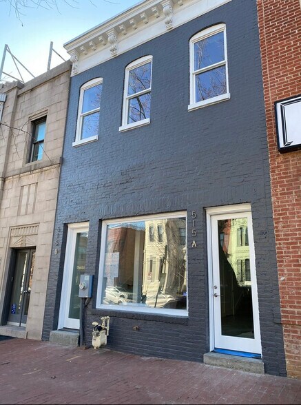 515 11th St SE, Washington, DC à vendre - Photo du bâtiment - Image 2 de 53
