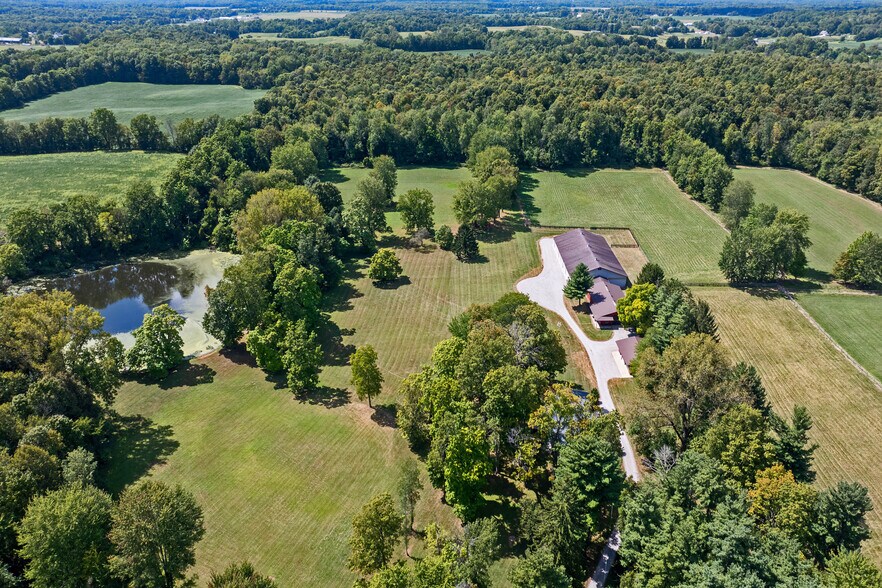 244 OH-314, Centerburg, OH à vendre - Photo du bâtiment - Image 2 de 25
