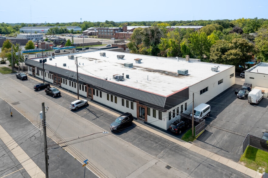 25-45 Rutter St, Rochester, NY à louer - Aérien - Image 2 de 38