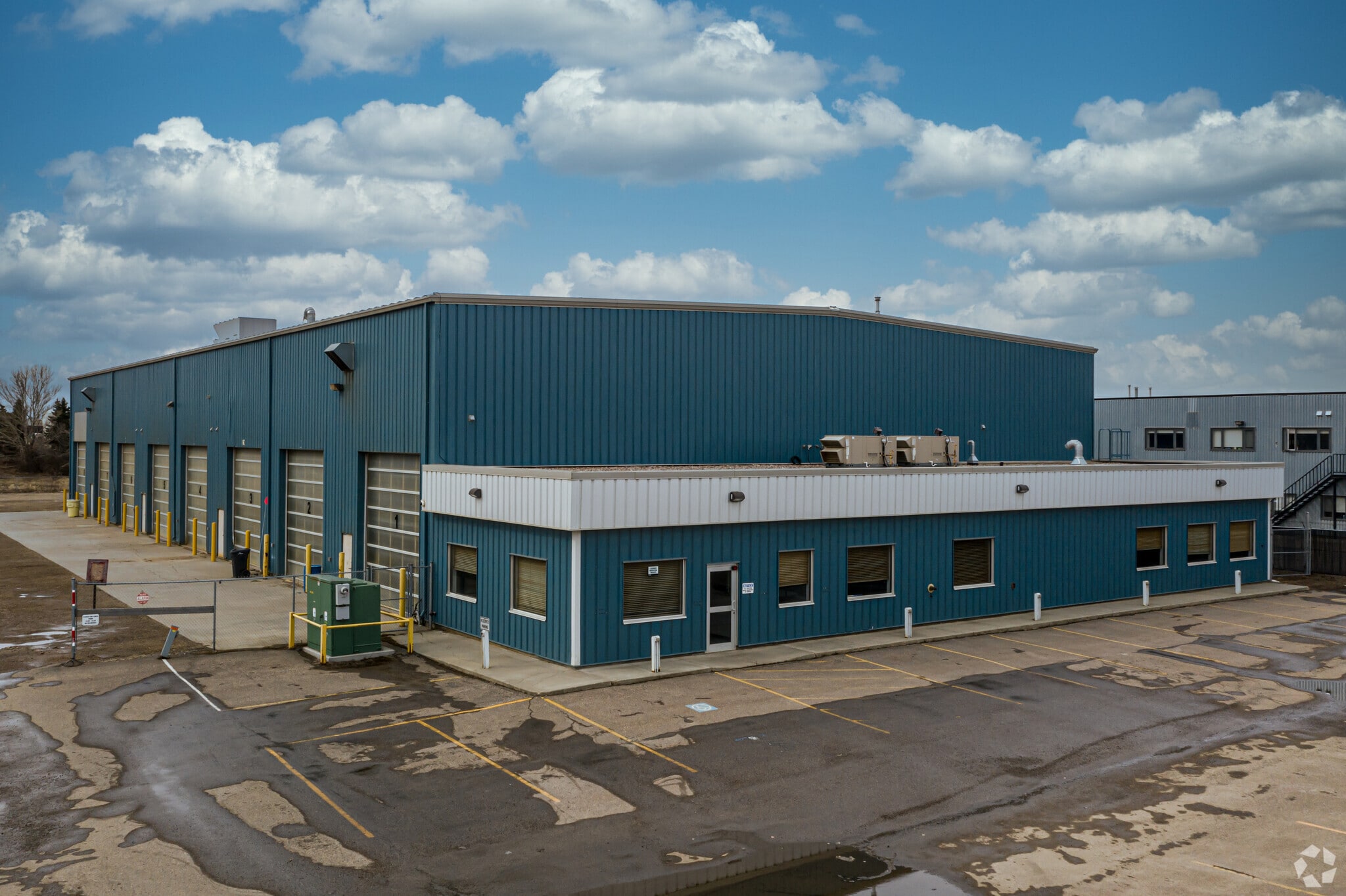 605 15th Ave, Nisku, AB for sale Primary Photo- Image 1 of 11