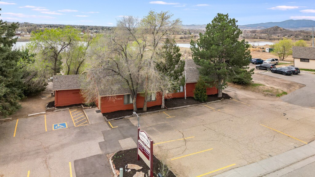 3320 W Eisenhower Blvd, Loveland, CO à louer Photo du bâtiment- Image 1 de 12